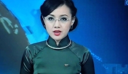 MC Hoài Anh gặp sự cố rơi hoa tai khi đang dẫn Thời sự VTV 19h