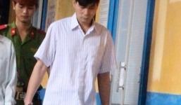 Nhiều lần hiếp dâm con riêng của vợ, cha dượng ngất xỉu trước tòa