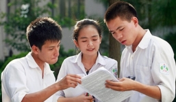 Nam sinh đỗ thủ khoa 2 trường Đại học