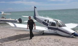 Đi dạo bãi biển, người đàn ông thiệt mạng vì máy bay rơi trúng đầu