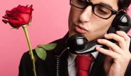 Đàn bà 'lên giường' thì dễ, 'xuống giường' lại khó