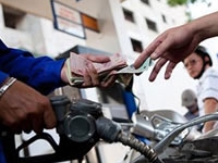 Xăng giảm giá từ 14h chiều nay