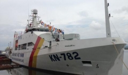 Bàn giao tàu kiểm ngư có sân đỗ trực thăng hiện đại nhất VN