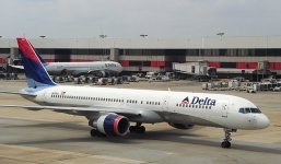 Choáng vì hành khách vô tư đại tiện trên máy bay Trung Quốc