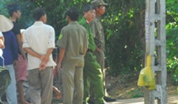 Người đàn ông chết bất thường, môi tím ngắt