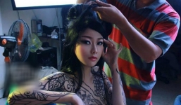 Những thiếu nữ Việt dấn thân với nghề tai tiếng