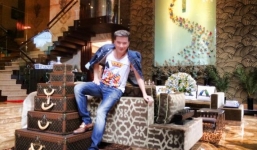 Choáng ngợp bên trong biệt thự xa hoa triệu đô của Đàm Vĩnh Hưng