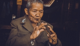 Người giữ bí quyết “độc' cưa đổ con gái Cơ Tu