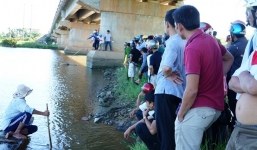 Bản tin 113 – chiều 1/8: Thi thể thanh niên trương phình dưới cầu…