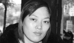 Sau ly hôn, cô giáo vẫn bị chồng chặn đường đánh đập