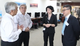 Hai bộ không ký được lương cho GS Ngô Bảo Châu