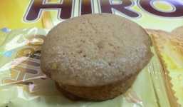 Bánh trứng Hiro: Nấm mốc hay đường?