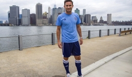 Lampard bất ngờ trở lại Anh khoác áo Man City