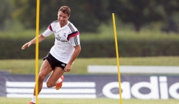 Ronaldo không ra sân đối đầu đội bóng cũ M.U