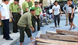Sự thật về cuộc vây bắt cán bộ kiểm lâm Thanh Hóa nhận hối lộ