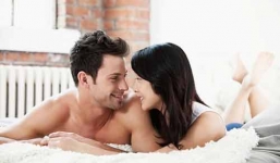 Hoảng hốt mỗi khi vợ… bỗng dưng ôm chặt