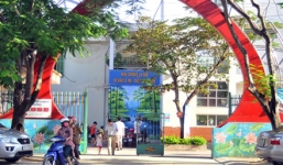 Chuyện lạ: Mở lớp mầm non cho con các sếp ở Vinh