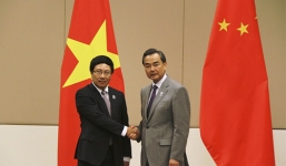 Phó Thủ tướng Phạm Bình Minh gặp Ngoại trưởng Trung Quốc tại Nay Pyi Taw