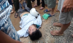 Cướp tiệm vàng, nam thanh niên bị người dân đánh bất tỉnh