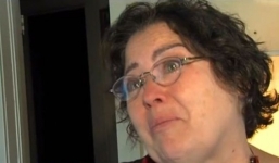 Cho chim ăn xác chồng suốt 9 tháng