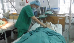 Xe khách chui gầm cầu ở Bạc Liêu: Sư thầy trụ trì nguy kịch