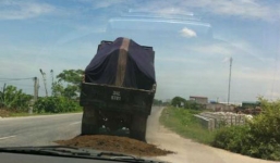  Xả gần 3,5 tấn cát xuống đường hòng thoát trạm cân