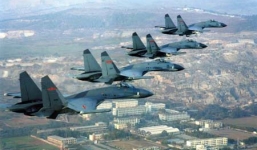 Mục đích Trung Quốc điều 300 chiến đấu cơ đến Hoa Đông là gì?