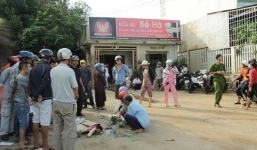 Chơi dưới gầm xe tải, bé trai 16 tháng tuổi chết thương tâm