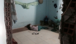 Cha sốc nặng thấy con gái 14 tuổi “quan hệ tập thể” với 2 thanh niên