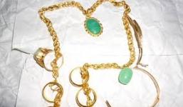 Nóng từ địa phương ngày 13/8: Con dâu đánh tráo 16 chỉ vàng của mẹ chồng