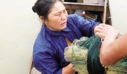 Vớt 500 xác người trên dòng sông Lam