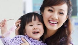 Lộ diện nhóc tì đáng yêu của MC xinh đẹp Hoài Anh, Diệp Chi