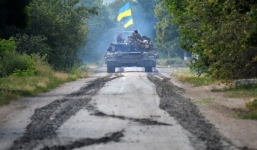 Ukraine tiêu diệt nhiều xe bọc thép Nga vượt biên giới