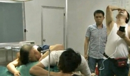 Sản phụ bị bỏ quên chết trên bàn mổ,  lao công thản nhiên ngồi ăn trưa bên cạnh