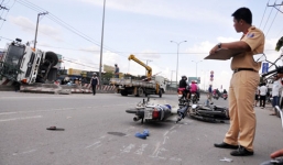 Ngã bất tỉnh vì... mải xem tai nạn