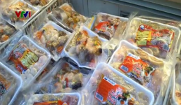 Chả cá nhiễm khuẩn trong siêu thị: Xác định 2 sai phạm