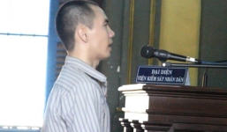 Không được nghỉ chăm sóc vợ mang bầu, đâm chết sếp trả thù