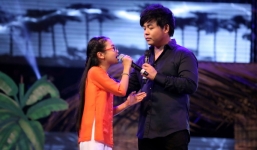 Phương Mỹ Chi thướt tha áo dài song ca cùng Quang Lê