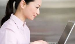 Mẹo hạn chế tối đa tác hại của máy tính đối với sức khoẻ