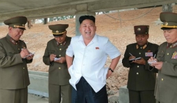 Báo TQ: Triều Tiên điều xe tăng áp sát biên giới là 'điều bình thường'