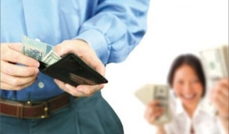 Giấu tiền qua mắt vợ: Độc chiêu của các... ảo thuật gia!
