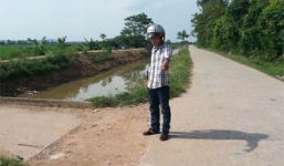 Người đàn ông khốn khổ không kịp ăn bắt cháo trước khi chết