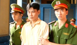 Bóp cổ cô gái 19 tuổi rồi bế nạn nhân lên giường hãm hiếp