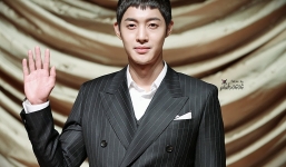 Mỹ nam Kim Hyun Joong hành hung bạn gái suốt 2 tháng?