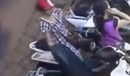 Clip nữ tặc đi xe tay ga cạy cốp trộm túi xách chỉ 3 giây
