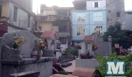 Cận cảnh nơi người sống ở cùng người chết giữa Hà Nội