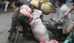 Choáng váng “ghé thăm” lò chế biến mỡ thối