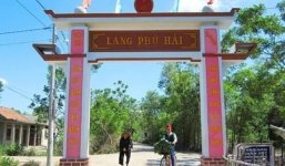 Bí truyền ngôi làng cổ 500 năm nói 'tiếng lạ'