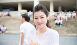 Ngắm nụ cười tỏa nắng của á hậu Dương Tú Anh