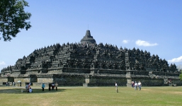 Cả Indonesia hoảng loạn vì IS dọa phá ngôi chùa lớn nhất thế giới